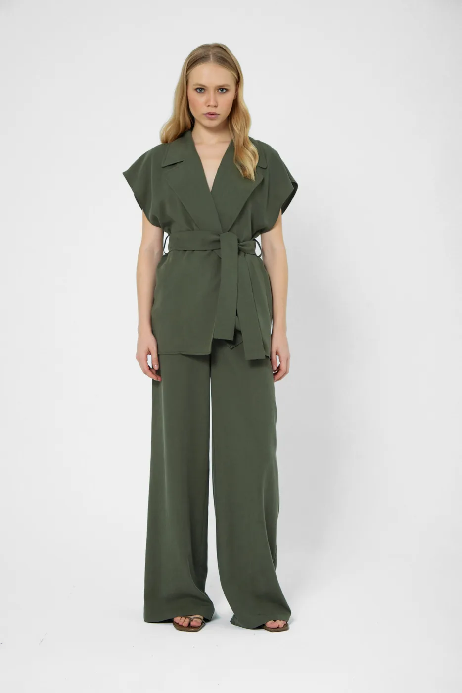 Sleeveless Short Kimono Vest